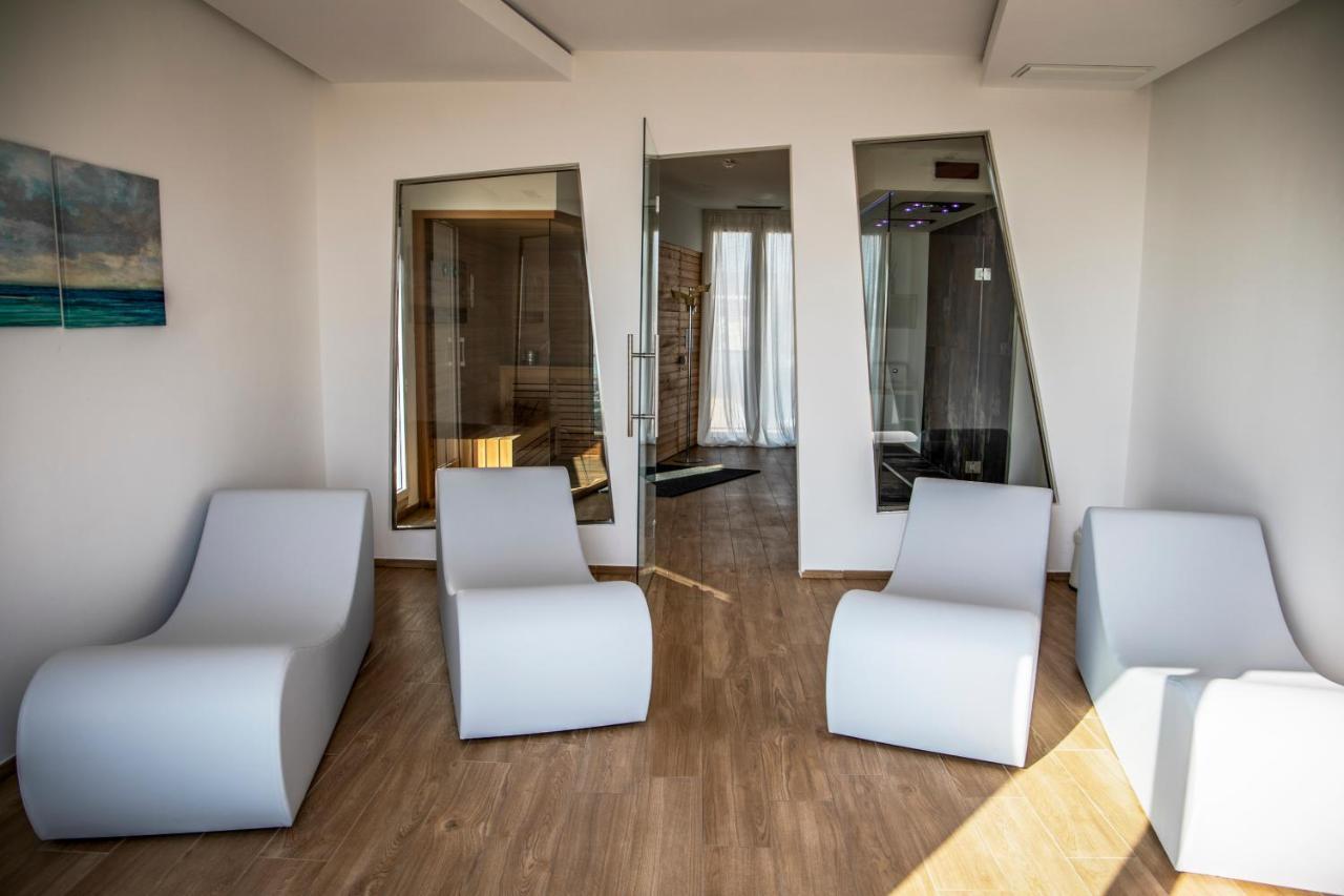 One Design Hotel Rimini Exterior photo